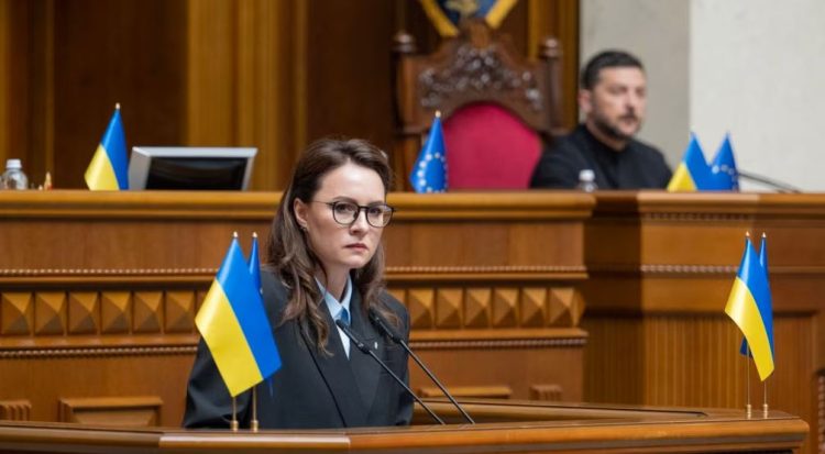 Zelensky njofton për zëvendësimin e kryeministres ukrainase