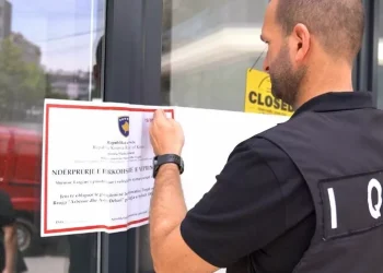 Mbyllen 6 biznese dhe gjobiten 6 të tjera në aksionin ndaj kriptovalutave dhe këmbimoreve