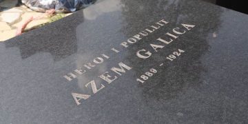 Përkujtohet 102-vjetori i Rezistencës së Arbërisë së Vogël, nën udhëheqjen e Azem dhe Shotë Galicës
