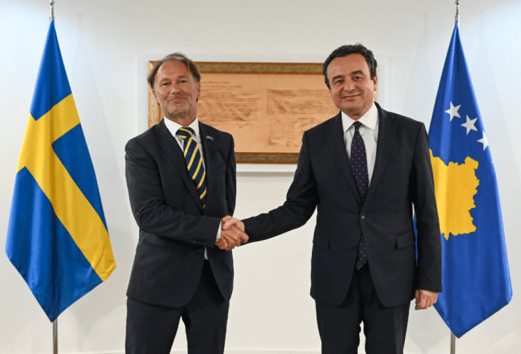 Kurti falënderon ambasadorin suedez në përfundim të mandatit: Suedia ka qenë pranë Kosovës në ditët më të vështira