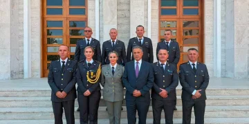 Oficerët e FSK-së diplomojnë në Republikën e Shqipërisë