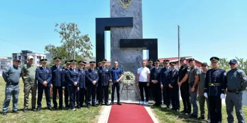 Policia e Kosovës shënon Ditën Memoriale të Zyrtarëve Policorë të Rënë në Detyrë