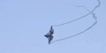 Rrëzohet një avion F-35 pranë bazës ajrore amerikane në Kaliforni