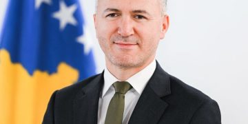 Zulfaj: Serbia i privon shqiptarët nga të drejtat përmes mjeteve administrative