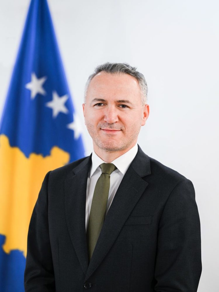Zulfaj: Serbia i privon shqiptarët nga të drejtat përmes mjeteve administrative