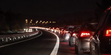 Deri në 90 minuta pritje në Muçibabë, kolona arrin në një kilometër