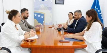 Hoti takon Krasniqin, flasin për bashkëpunimet në fushën e punësimit
