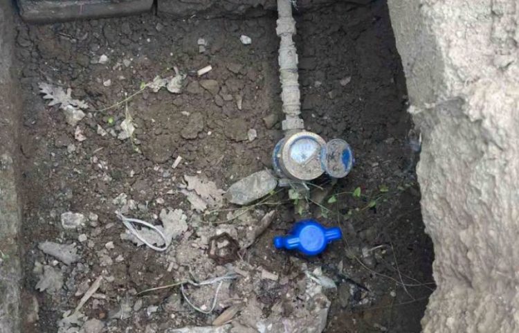 KRU “Prishtina” zhvillon aksione në kryeqytet, shkyç disa konsumatorë për borxhe