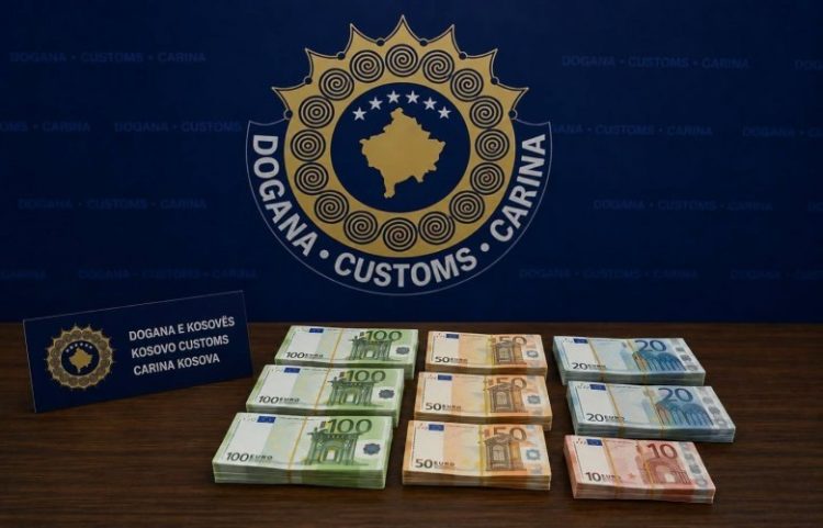Dogana e Kosovës zbulon 63,400 euro të padeklaruara në Merdare