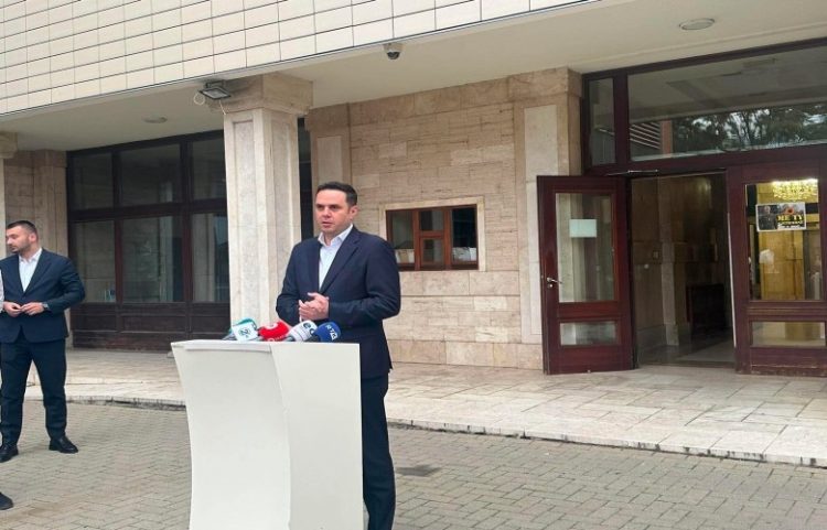 Abdixhiku thotë se ka vullnet për të bërë zgjidhje për presidentin