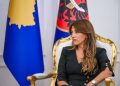 Haxhiu ngushëllon familjen e policit që humbi jetën në krye të detyrës