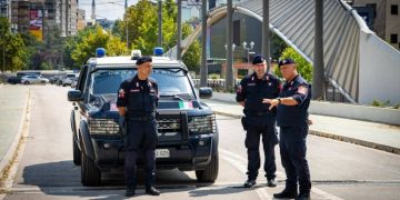 Komandanti i MSU-së viziton trupat e KFOR-it në Mitrovicë