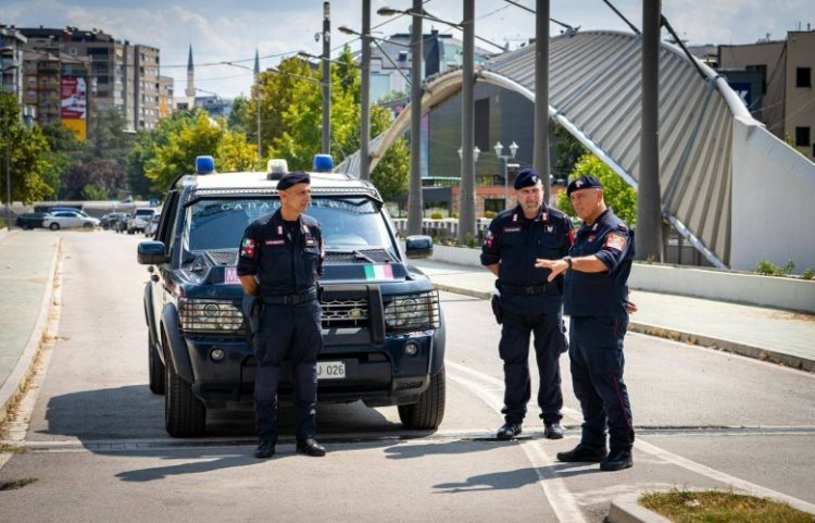 Komandanti i MSU-së viziton trupat e KFOR-it në Mitrovicë