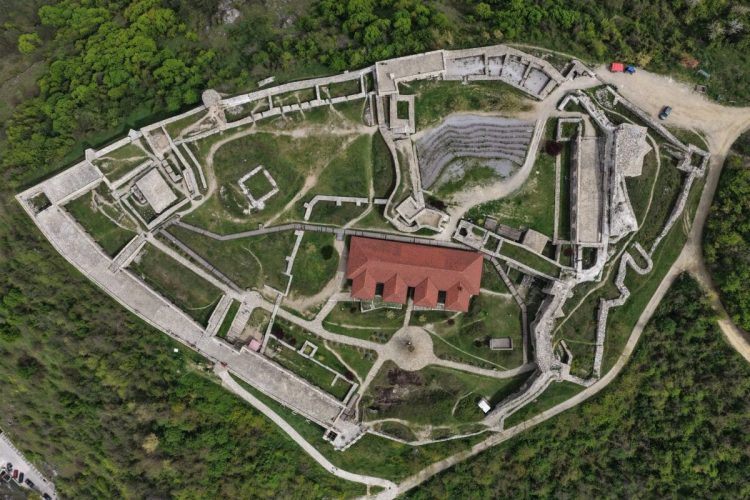 Kalaja e Prizrenit mbyllet përkohësisht për vizitorët