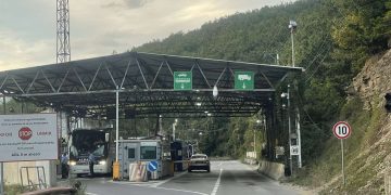 Tentoi t’u jepte rýshfet policëve në Bërnjak, arrestóhet shtetasi serb