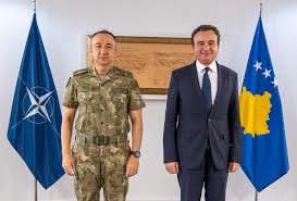 Kur këmbëngulja politike takohet me përgjegjësinë e sigurisë