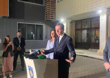 Kurti për krerët e UÇK-së në Hagë: Shpresoj të na kthehen të lirë në Kosovë