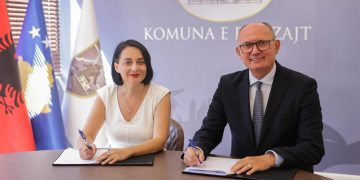 Ferizaj përfiton 2.8 milionë euro për banim social