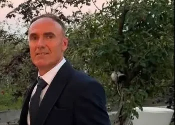 Ky është punëtori që vdíq tr@gjikisht në vendin e punës në Veternik