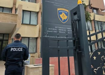 Arrestohet një person i dyshuar për krime lufte kundër popullsisë civile në Zubin Potok