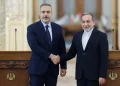 Fidan dhe Araghchi diskutojnë negociatat, Irani paralajmëron kundër veprimeve të ShBA-së