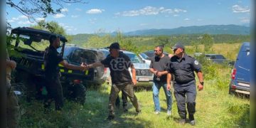 Sveçla dhe Krasniqi vizitë në Jabukë të Zubin Potokut