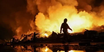 Rusia sulmon me raketa balistike Ukrainën, të paktën 14 të vrarë