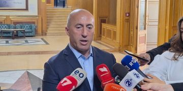 Haradinaj: Kurti po e do pushtetin, për të cilin nuk i mori votat