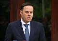 Abdixhiku pas mbledhjes së Grupit Parlamentar të LDK-së, pyetet nëse do të ketë takim sot me Kurtin: Jo, s’ka takim