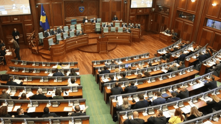 Lushtaku: PDK-ja mbetet në opozitë, përgjegjësia për institucionet i takon VV-së