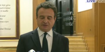 Kurti fton PDK-në dhe Aleancën në takim: Presidenti është përgjegjësi e përbashkët politike