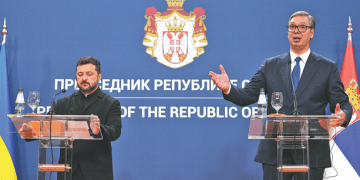 “Rusia ta njohë pavarësinë e Kosovës” – reagime të forta në Moskë pas vizitës së Zelenskyt në Serbi