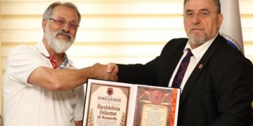 Iniciativa “Të gjithë për luftëtarin” i dhuron mirënjohje BIK-ut