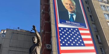 “Miqtë e Amerikës” organizojnë aktivitet për 80-vjetorin e Bill Clintonit