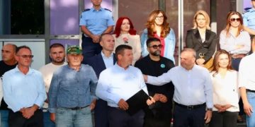 Protestës së GP të PDK-së para qeverisë i bashkohen edhe disa prodhues vendorë
