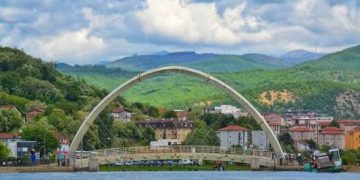 Kërcënimi i Vuçiqit për Ibrin, Janiq: Është rikthim te fantazitë e nacionalistëve serbë