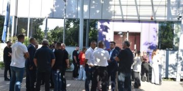 PDK-ja mblidhet për të gjashtën herë te Qeveria, aksionit i bashkohen edhe deputetët e Aleancës