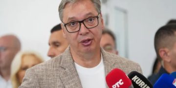 Deklaratat e Vuçiqit presion mbi serbët e Kosovës