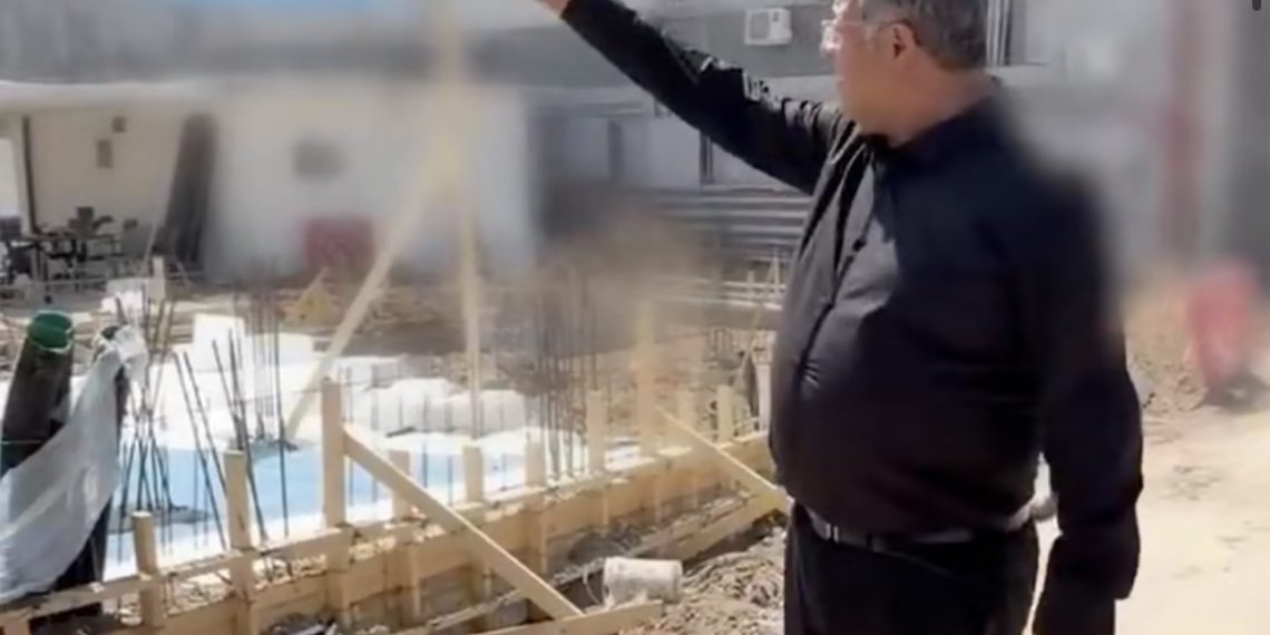 Ministri izraelit publikon video të vendit që po ndërtohet për varjen e palestinezëve të dënuar me vdekje