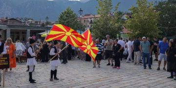 Himni maqedonas po, ai shqiptar jo – Shqipëria kritikon aktivitetin ku mori pjesë Mickoski