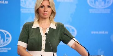 Kremlini përsërit narrativat e Beogradit, Zakharova akuzon Perëndimin se po nxit “spastrim etnik” të Kosovës