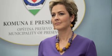 Vuçiq viziton Preshevën, reagon Sinani: Nuk pranojmë të trajtohemi si qytetarë të dorës së dytë