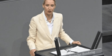Do mbyllim kufijtë dhe do të dalim nga Schengeni’, AfD në Gjermani kryeson sondazhet zbulon planin nëse vjen në pushtet