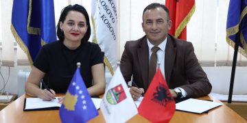 Ndahen 685 mijë euro për renovimin dhe rindërtimin e shtëpive të familjeve të cenueshme në Obiliq