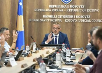 KGJK merr vendim, nuk rikthehen gjyqtarët dhe stafi serb