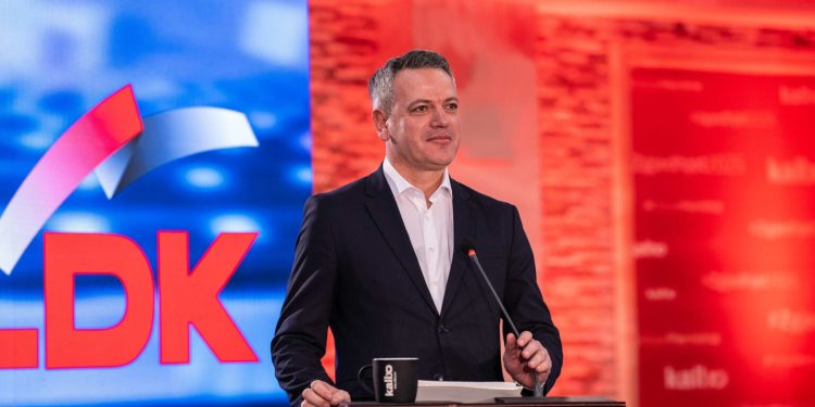 “Mjerimi i politikës”: Gashi i LDK-së reagon ndaj zhvillimeve për gjetjen e kandidatëve për president