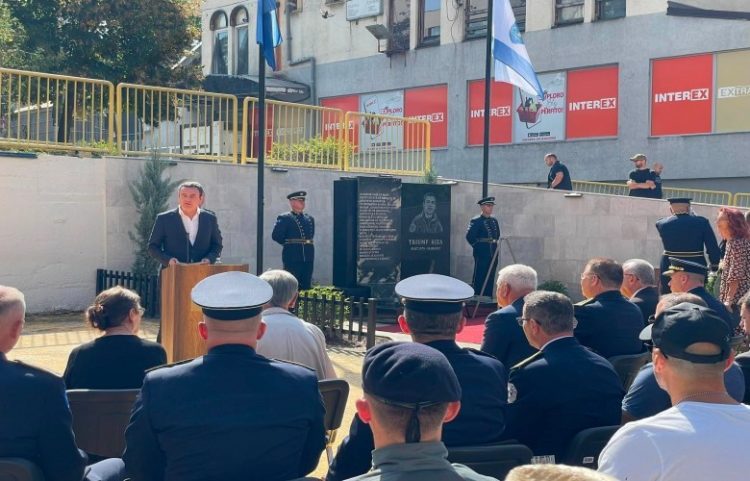 Zbulohet lapidari përkujtimor për Heroin e Kosovës, Triumf Riza