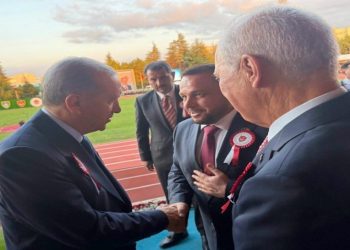 Maqedonci takohet me presidentin Erdogan në Turqi