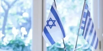 Izraeli dhe Greqia nënshkruajnë marrëveshje për rrjetin e mbrojtjes ajrore “shumështresore”
