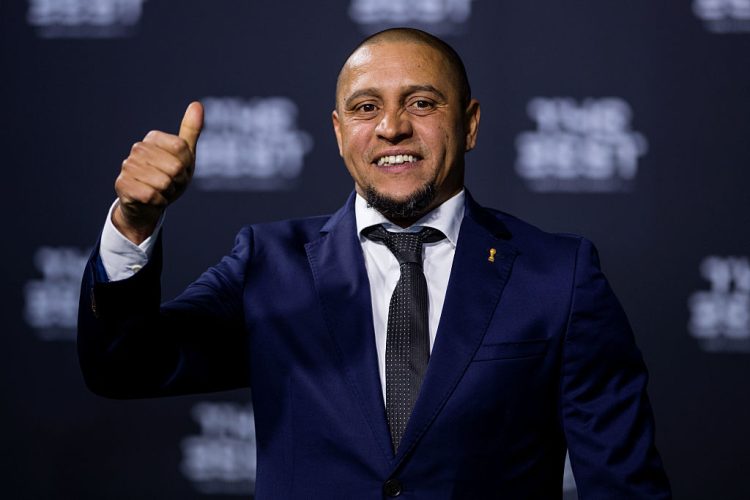 Mediat turke: Legjenda Roberto Carlos është konvertuar në mysliman